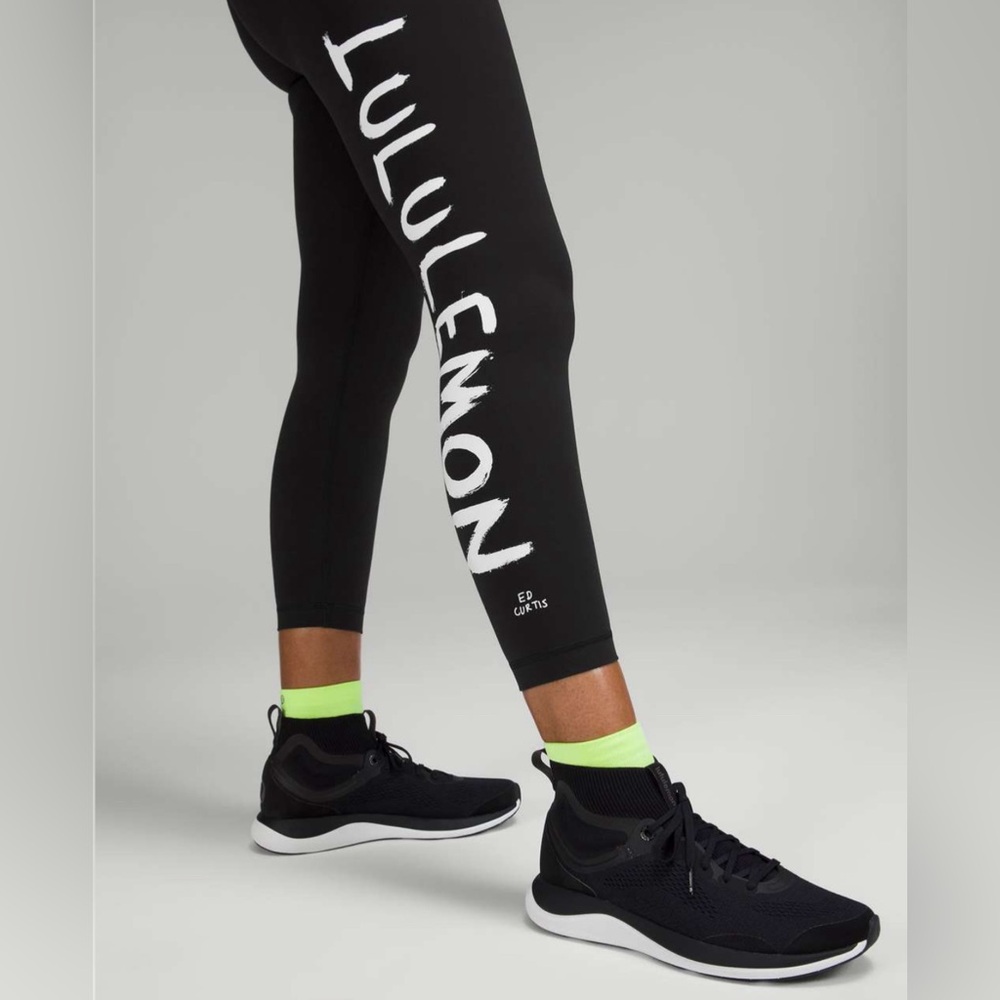 lululemon Wunder Train HR Tight 25" *Ed Curtis, Size 4 -
Black